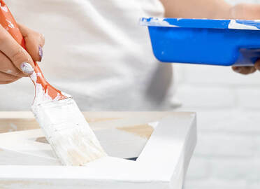 What is the difference between synthetic and water-based paints? Which one should I use for what?