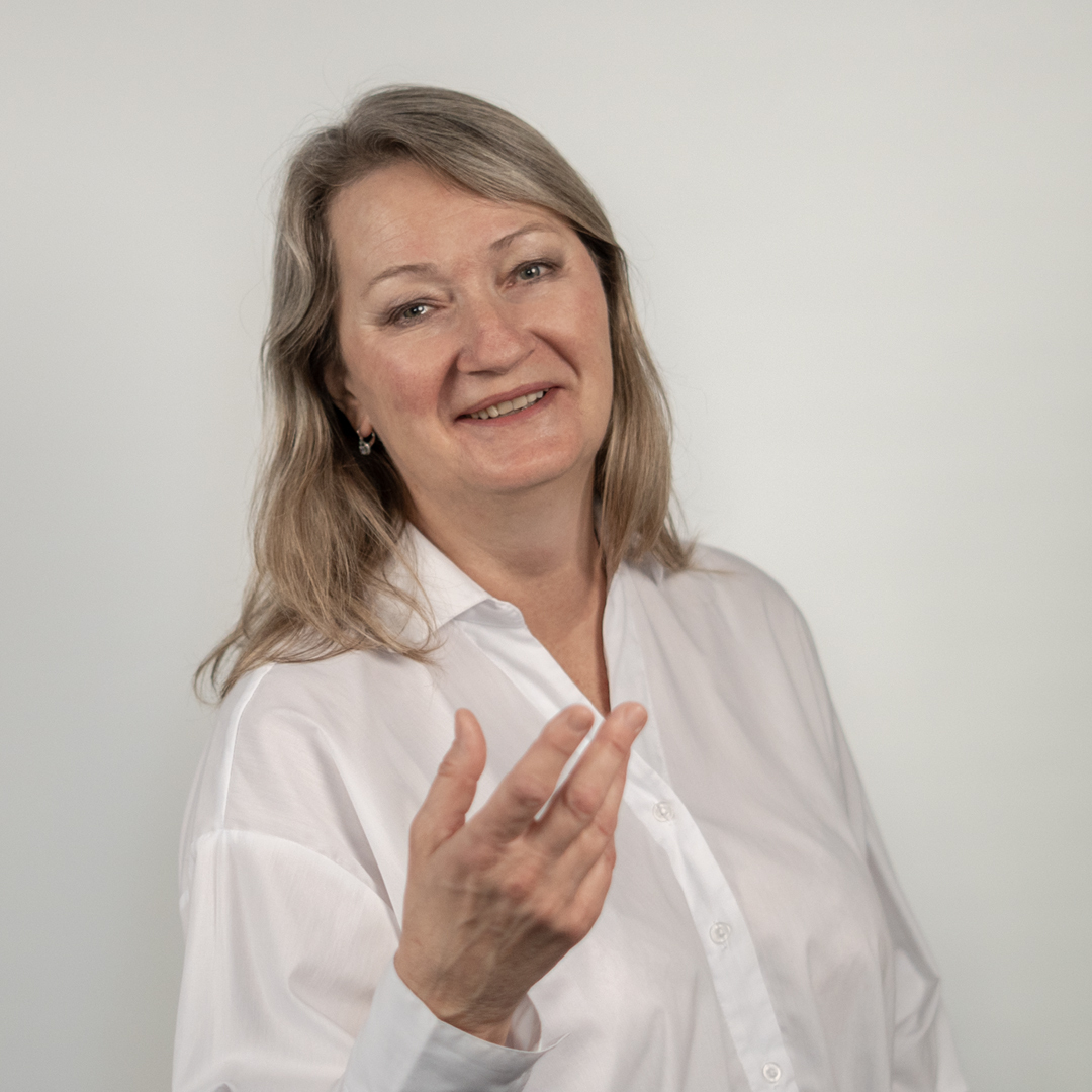 Ing. Dana MARE&Scaron;OV&Aacute; 